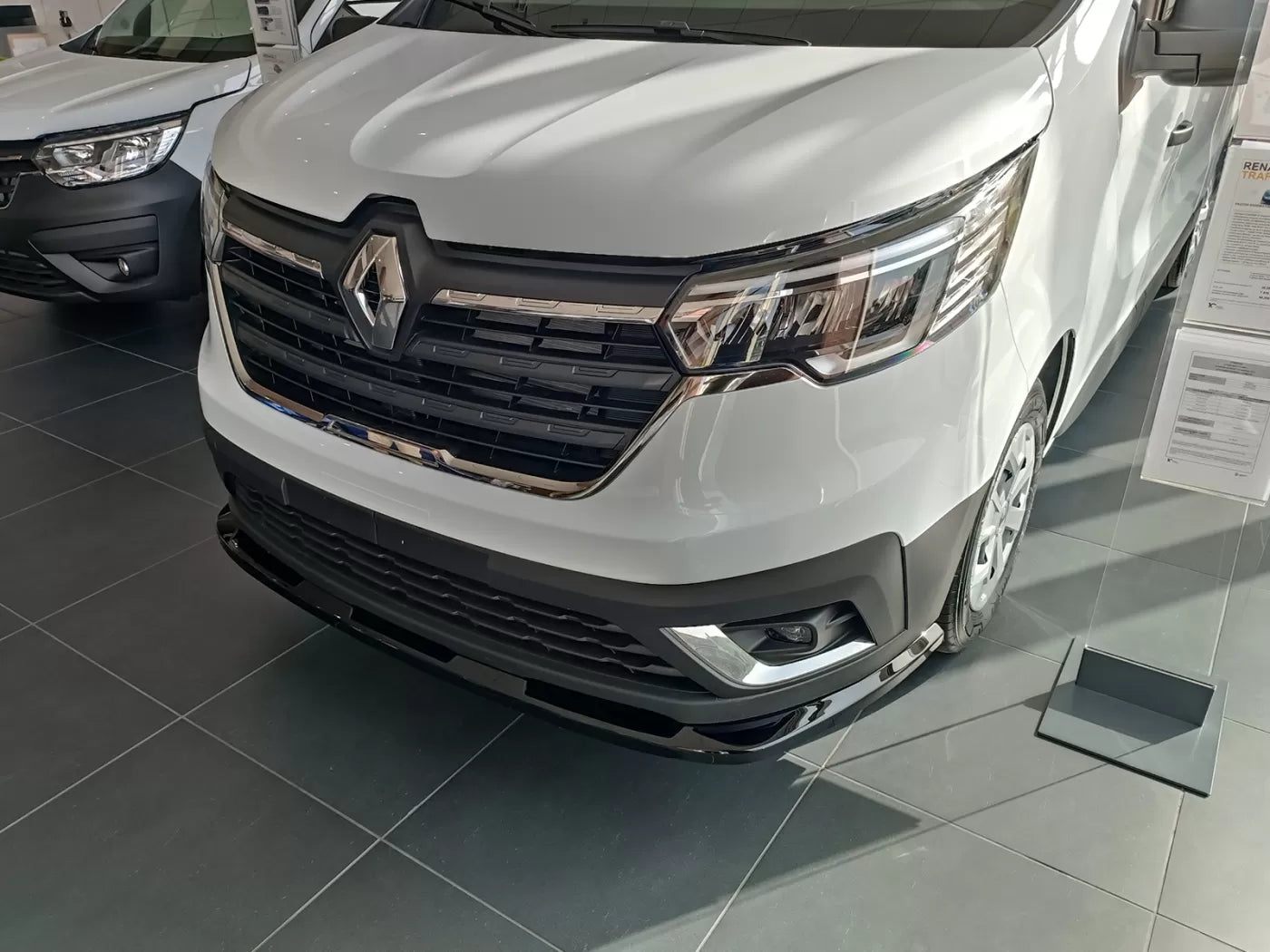 Front Splitter Renault Trafic Mk3 Facelift (2022-)