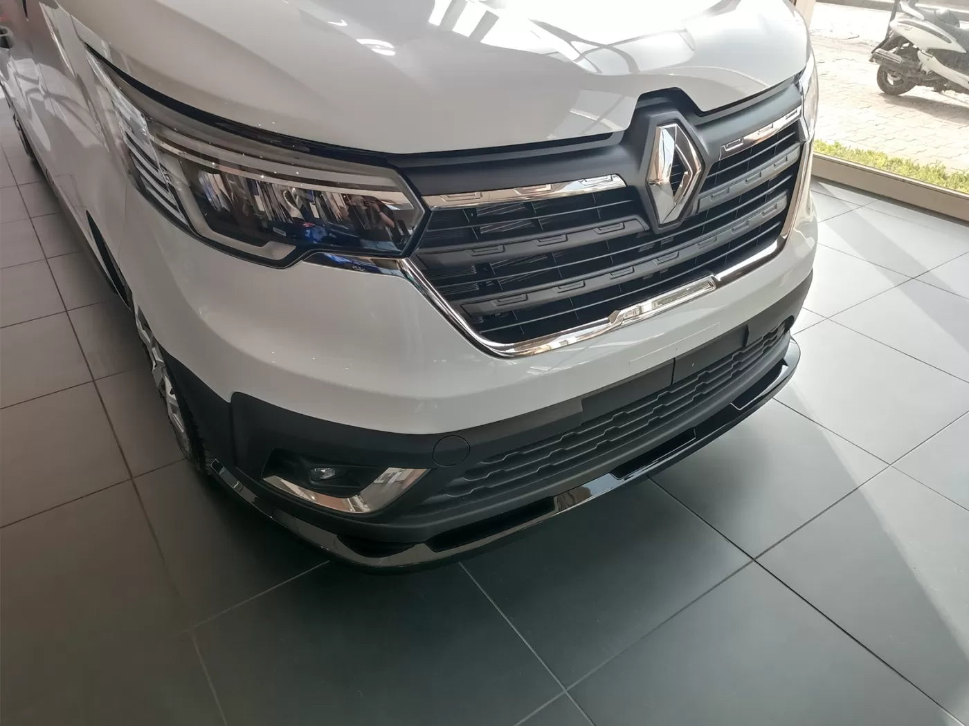 Front Splitter Renault Trafic Mk3 Facelift (2022-)